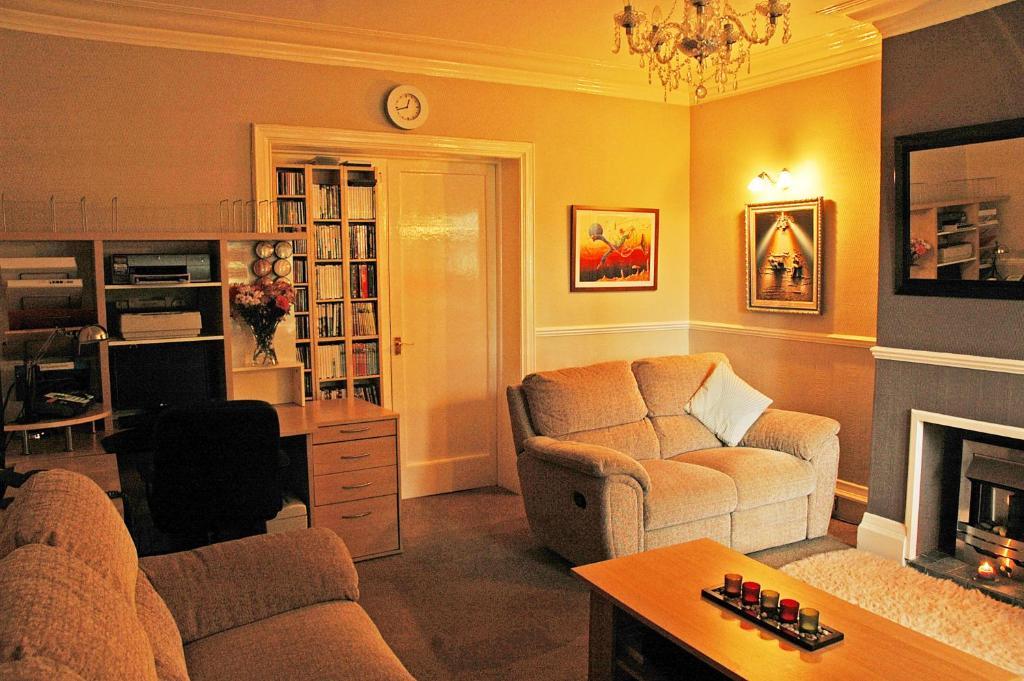 Pitreavie Guest House Dunfermline Zewnętrze zdjęcie